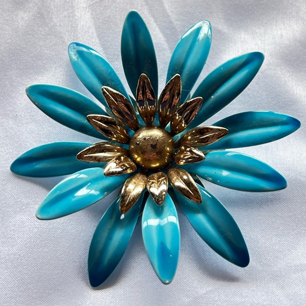 Vintage Preowned Turquoise Blue & Gold Enamel Statement Brooch (D2)